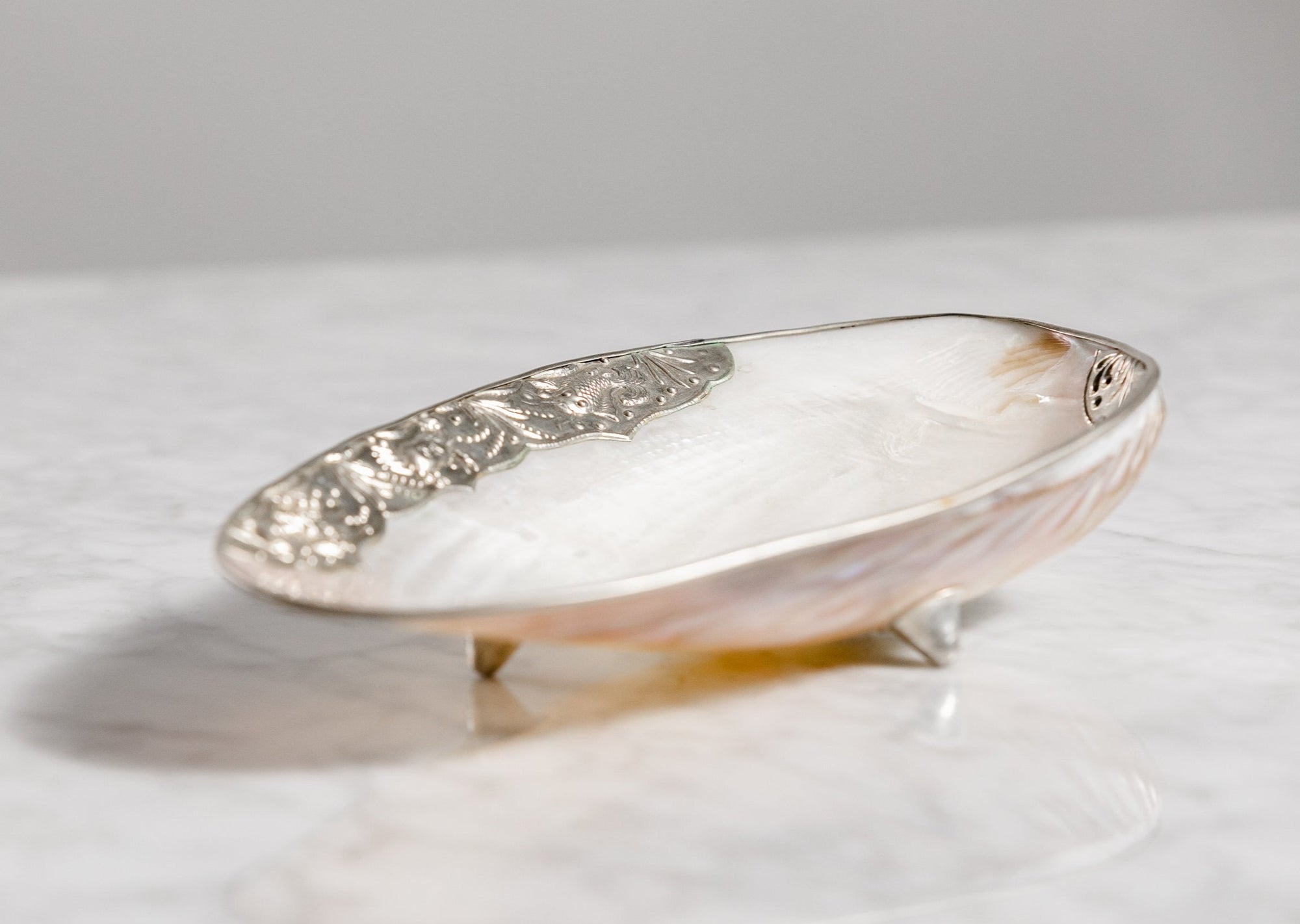 Mother of Pearl Caviar Spoons &amp; Plates