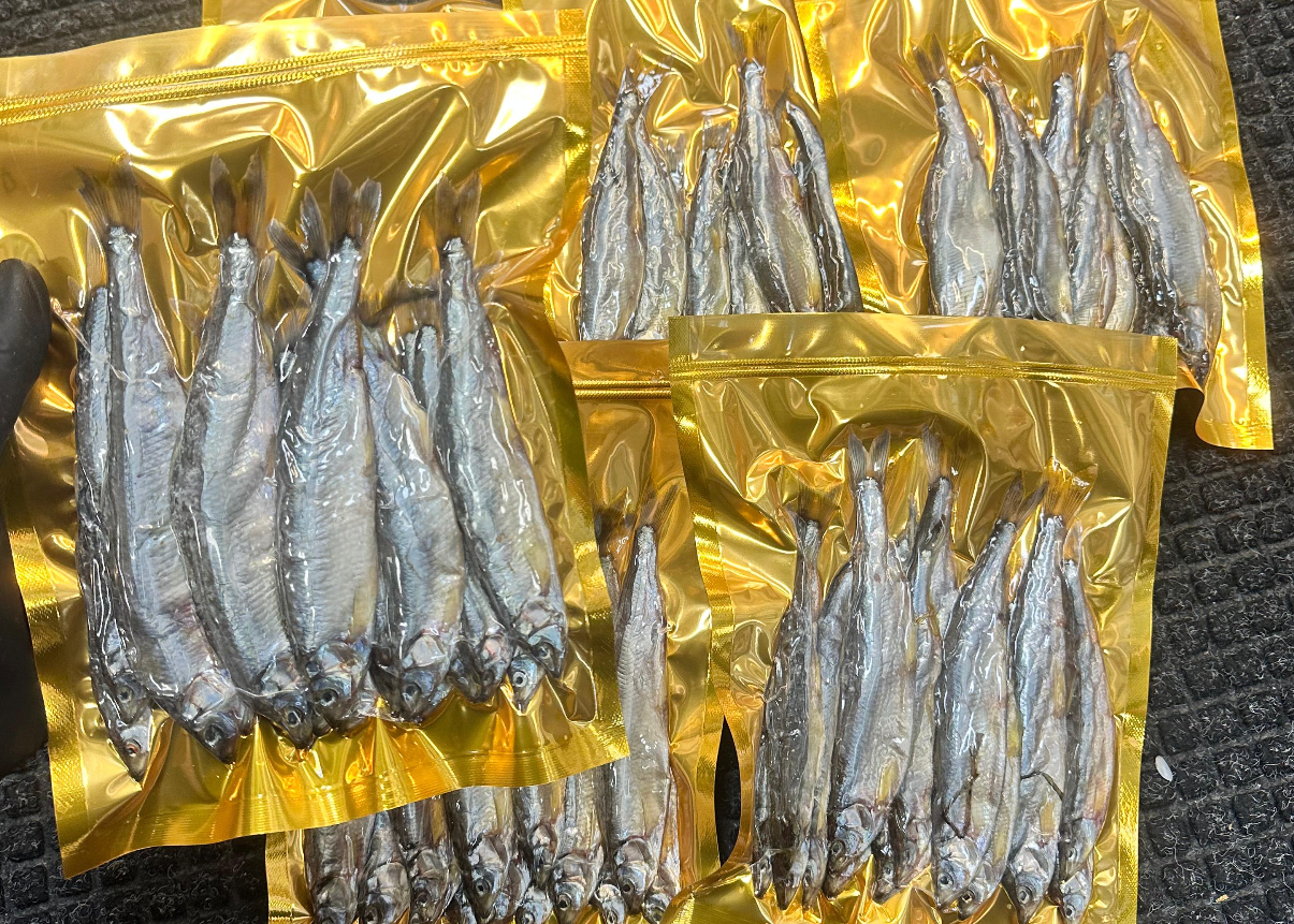 Dry Smelt (Korushka) 15 pc each bag 1/2 lb Average